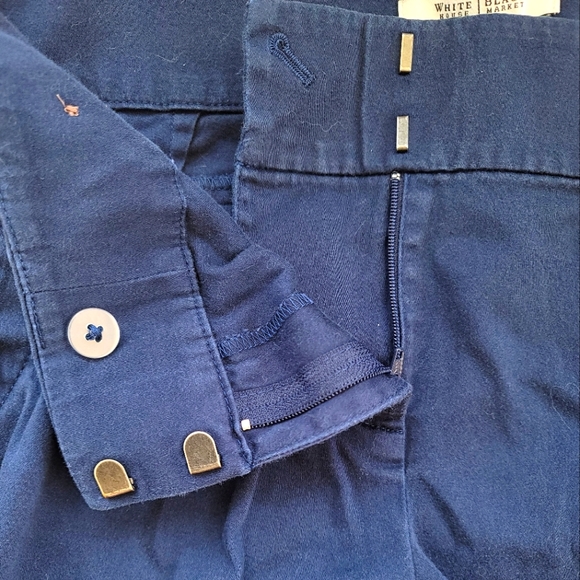 WHBM button shorts - Picture 5 of 6